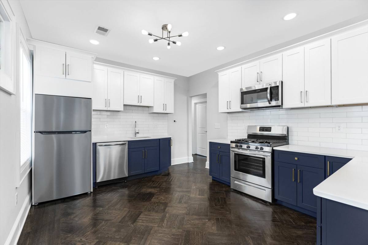 Apartment for rent at 25 Waldo Ave, Bloomfield, NJ 07003