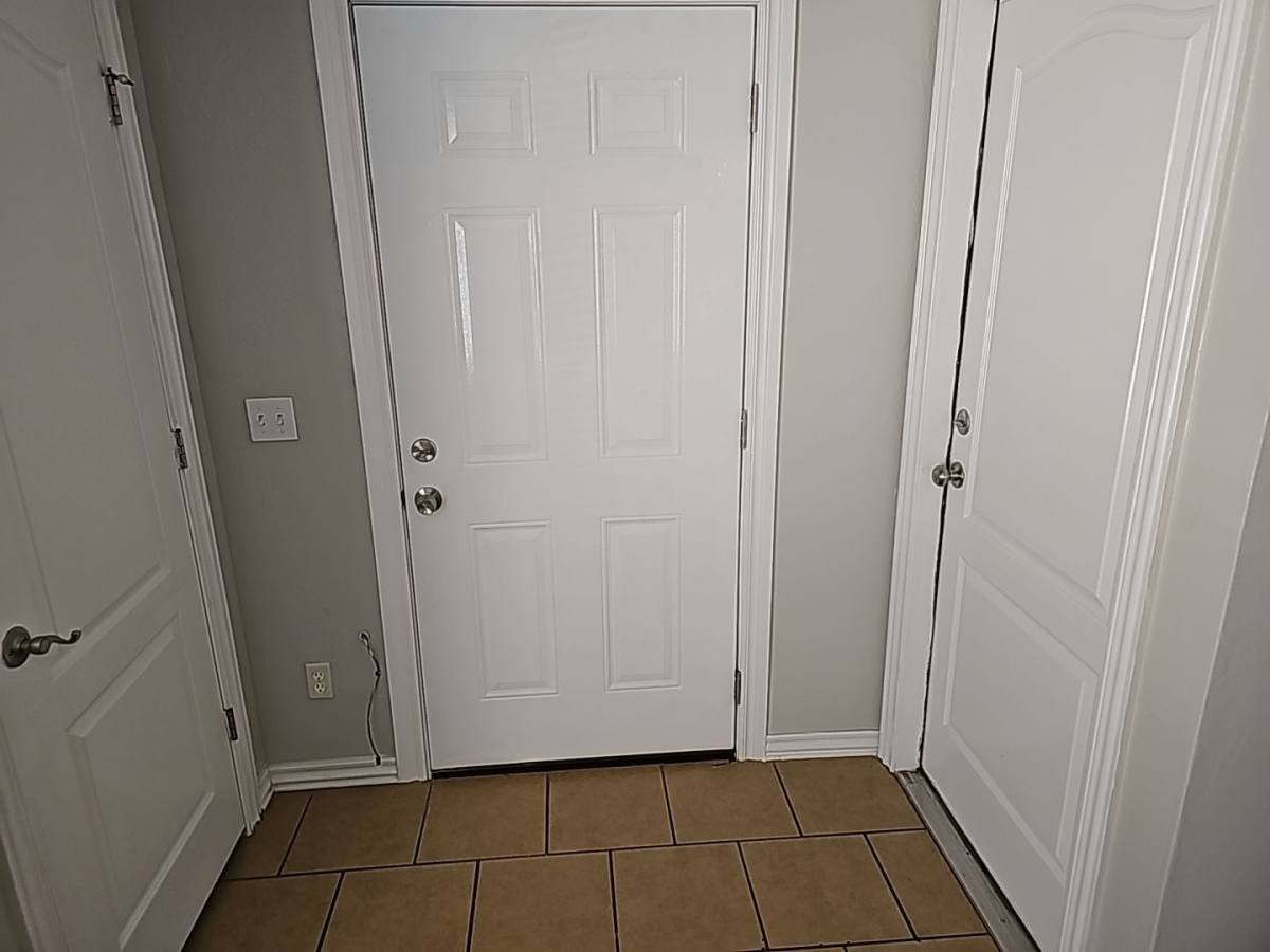 House for rent at 9614 SW 17th St, Oklahoma City, OK 73128