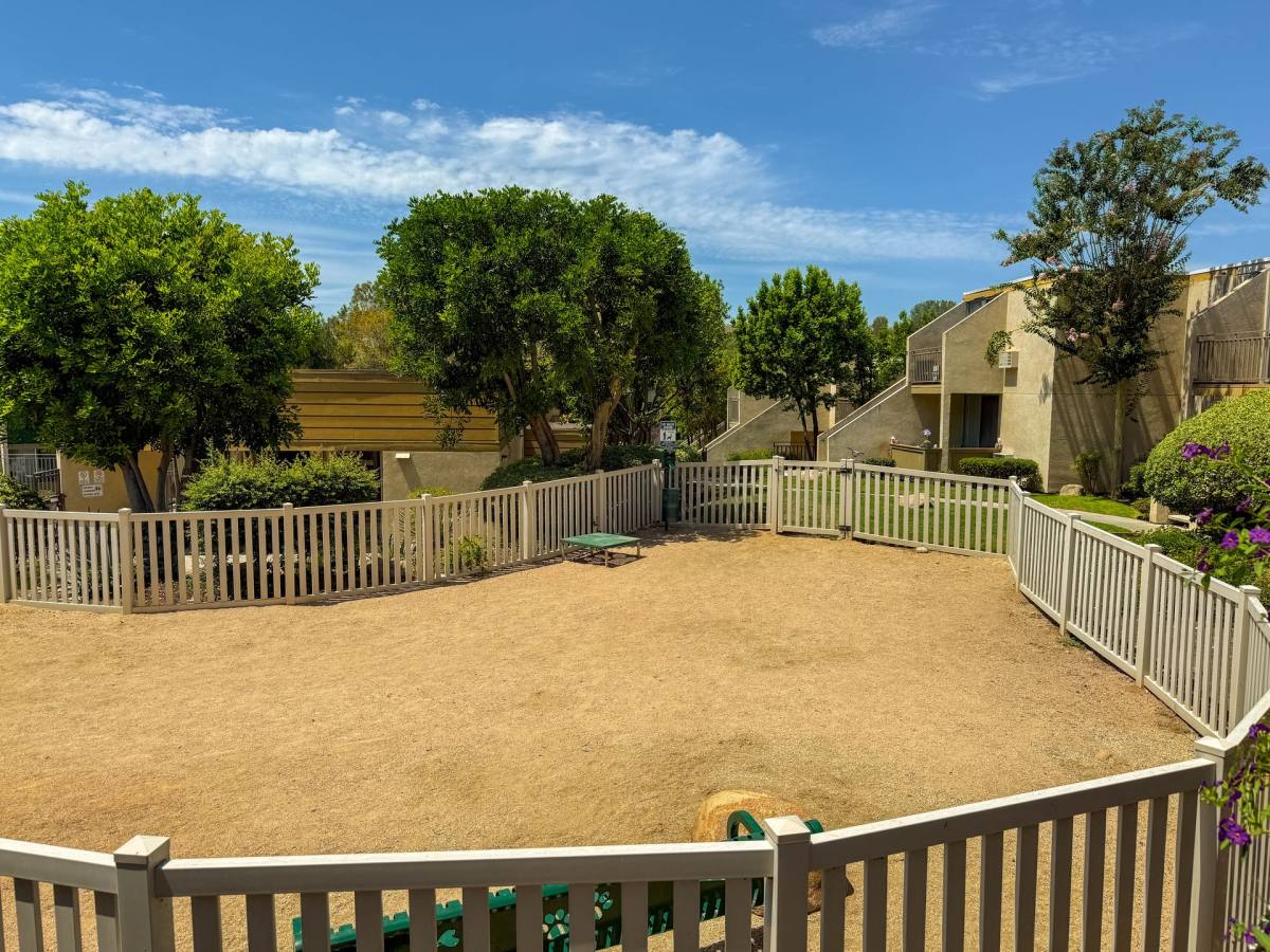 Heatherwood Apartmements, 5333 Baltimore Dr, La Mesa, CA 91942 - Apartment for Rent - Image 6