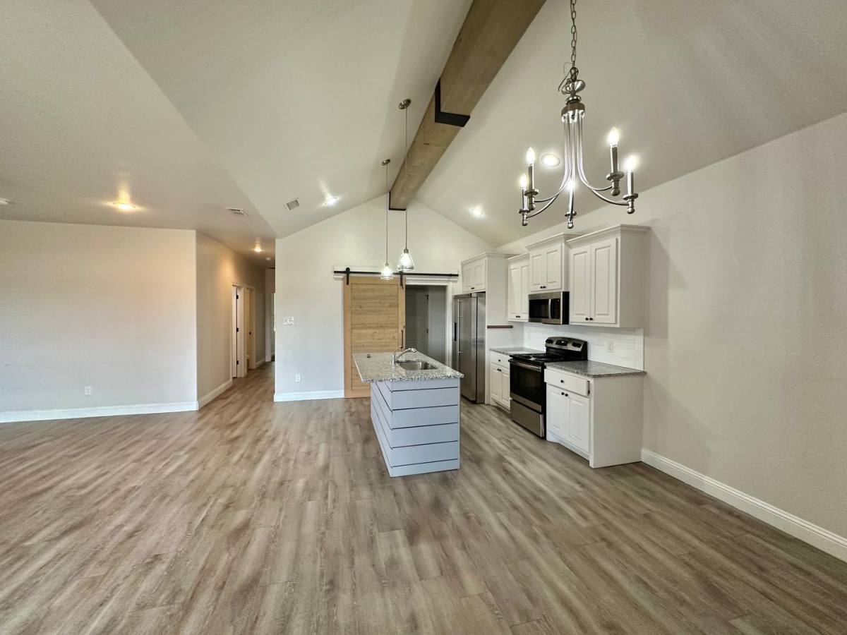 Apartment for rent at 1604 102nd St, Lubbock, TX 79423