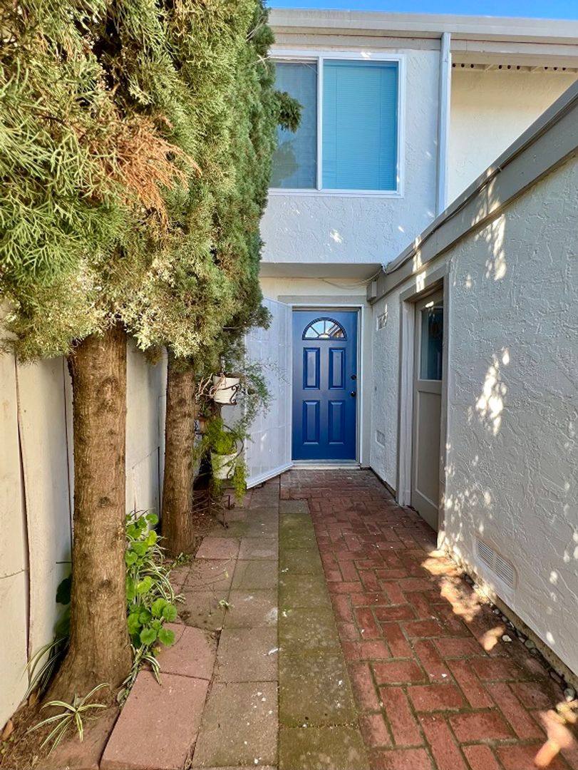 Condo for rent at 4083 Tokay Dr, Napa, CA 94558