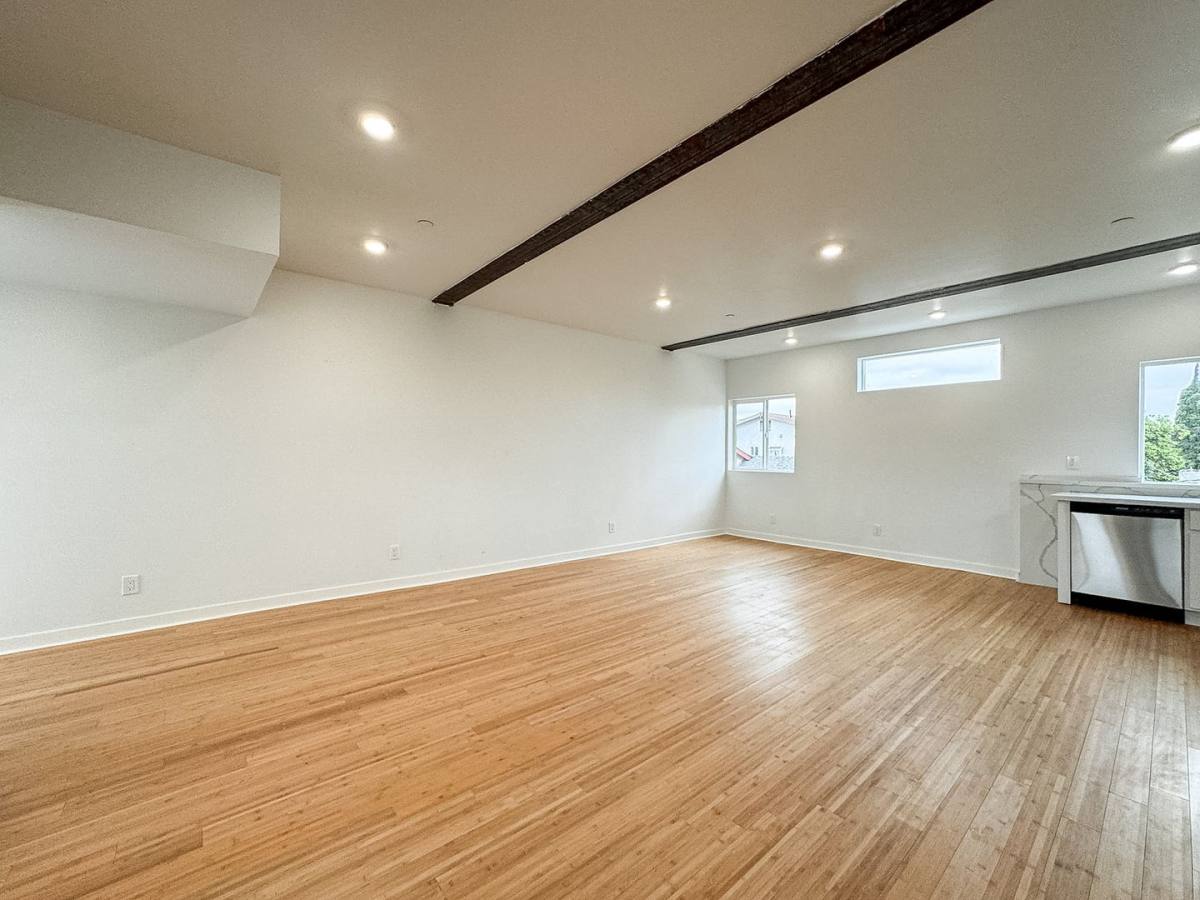 Apartment for rent at 1411 N Tremont St, Los Angeles, CA 90033