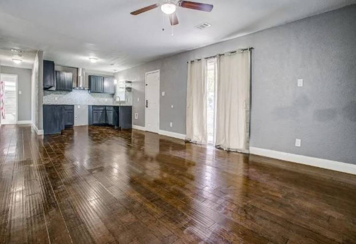 House for rent at 7027 Coleshire Dr, Dallas, TX 75232