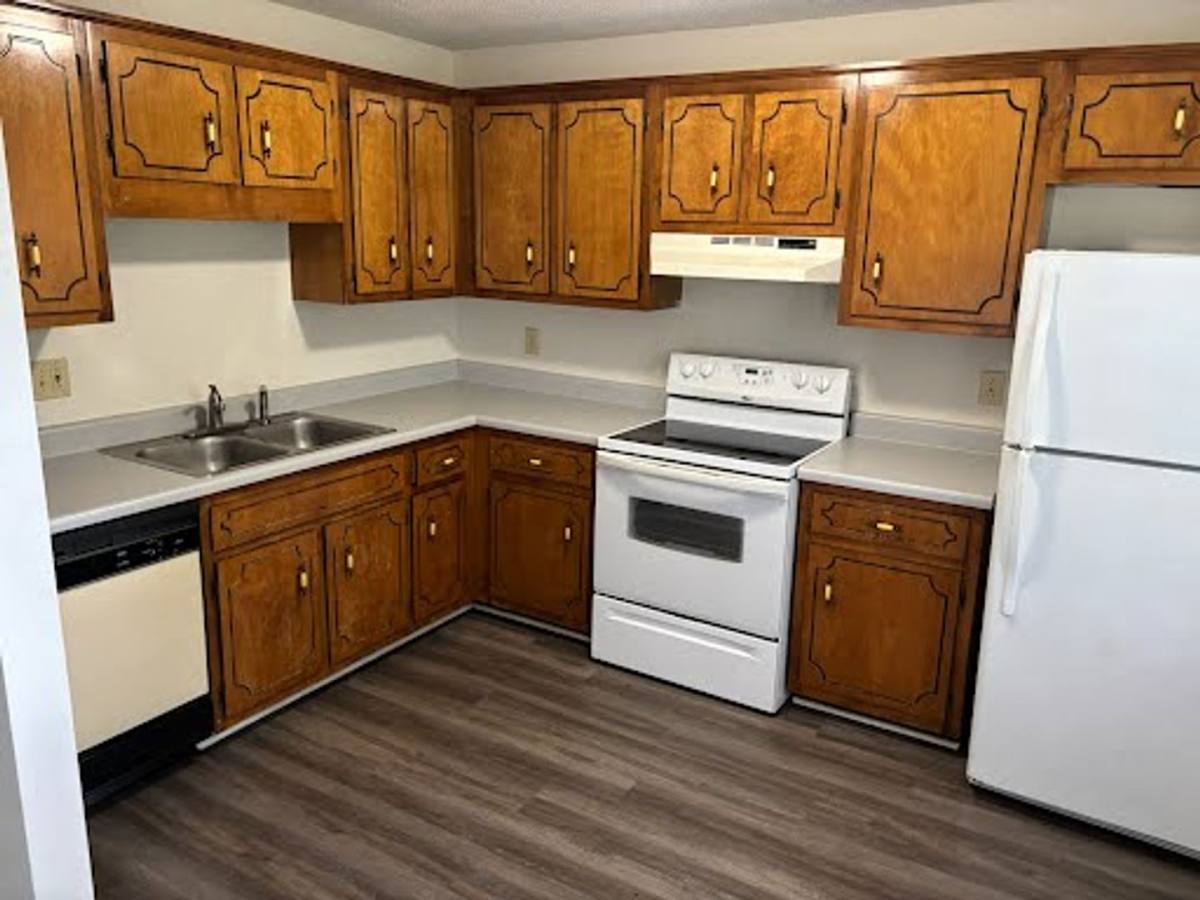Apartment for rent at 1620 Baltimore Dr, Clarksville, TN 37043