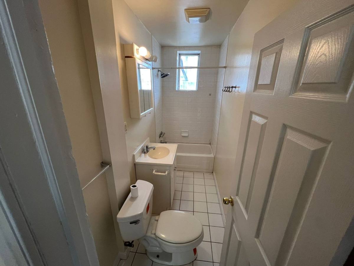 House for rent at 102 S Curley St, Baltimore, MD 21224