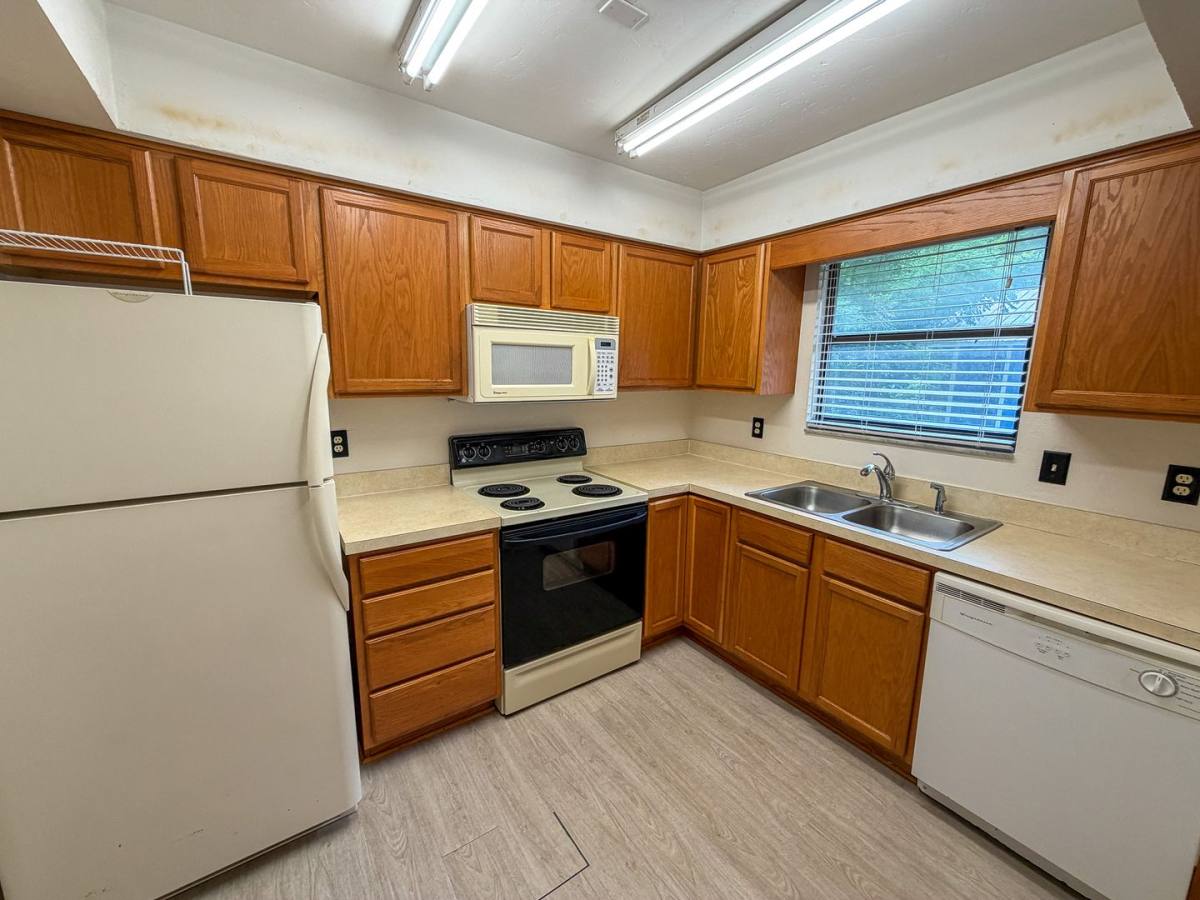 House for rent at 2260 W University Ave, Gainesville, FL 32603