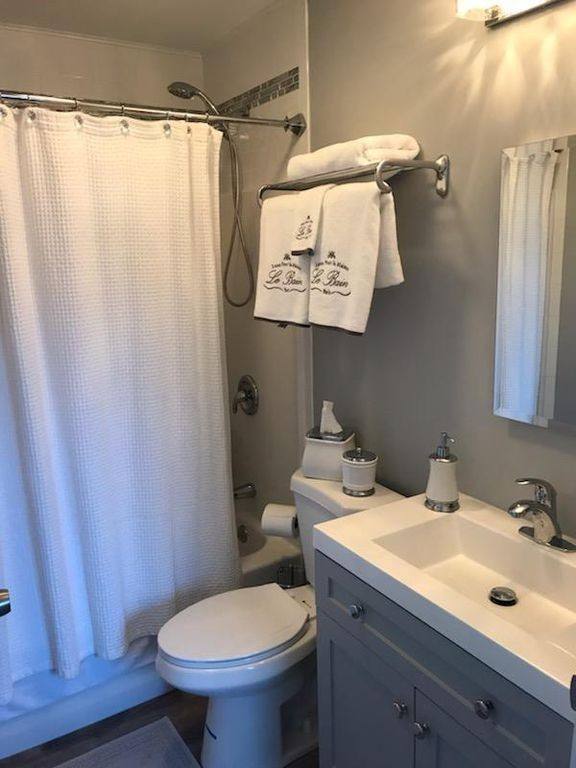 Apartment for rent at 63 Plains Rd, Milford, CT 06460
