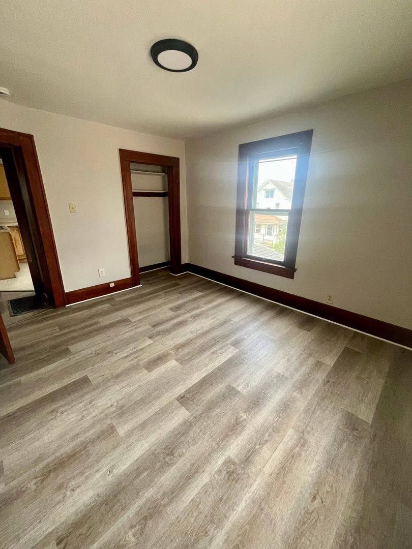 Apartment for rent at 2295 SW 11th St, Akron, OH 44314
