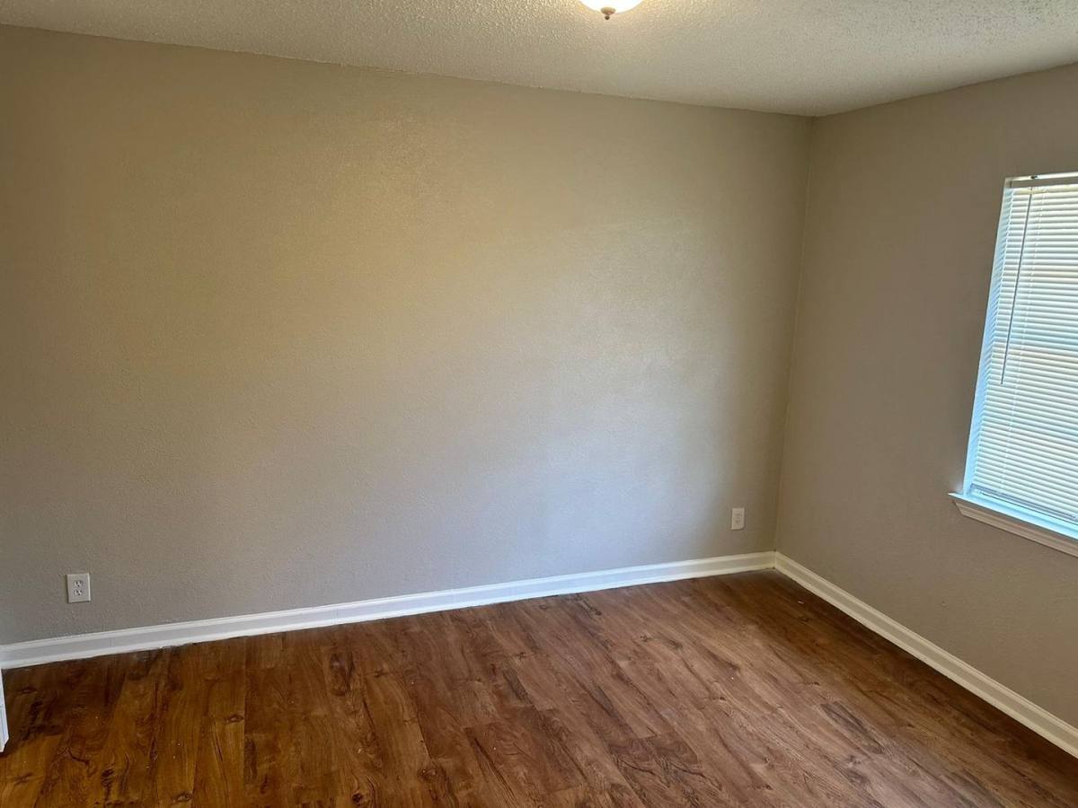 House for rent at 140 Mill St, Vidor, TX 77662