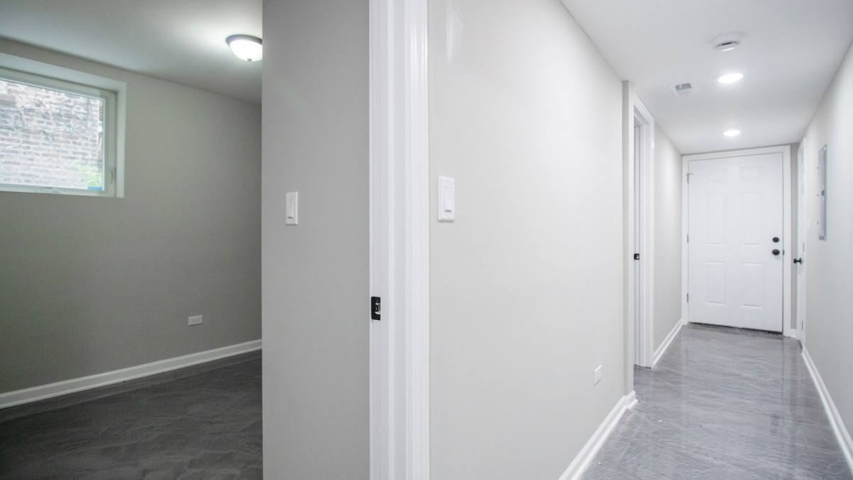 Apartment for rent at 838 S Miller St, Chicago, IL 60607