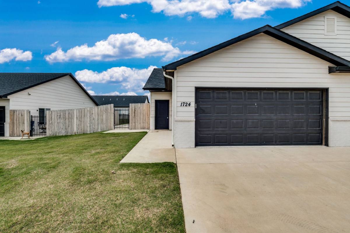 Apartment for rent at 1754 Cloverbrook Court, Derby, KS 67037