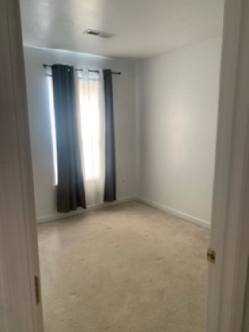 Townhouse for rent at 833 Gallows Court, Culpeper, VA 22701
