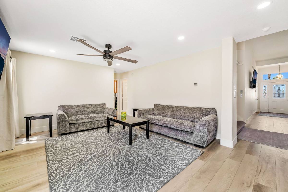 House for rent at 104 Appian Way, Henderson, NV 89002