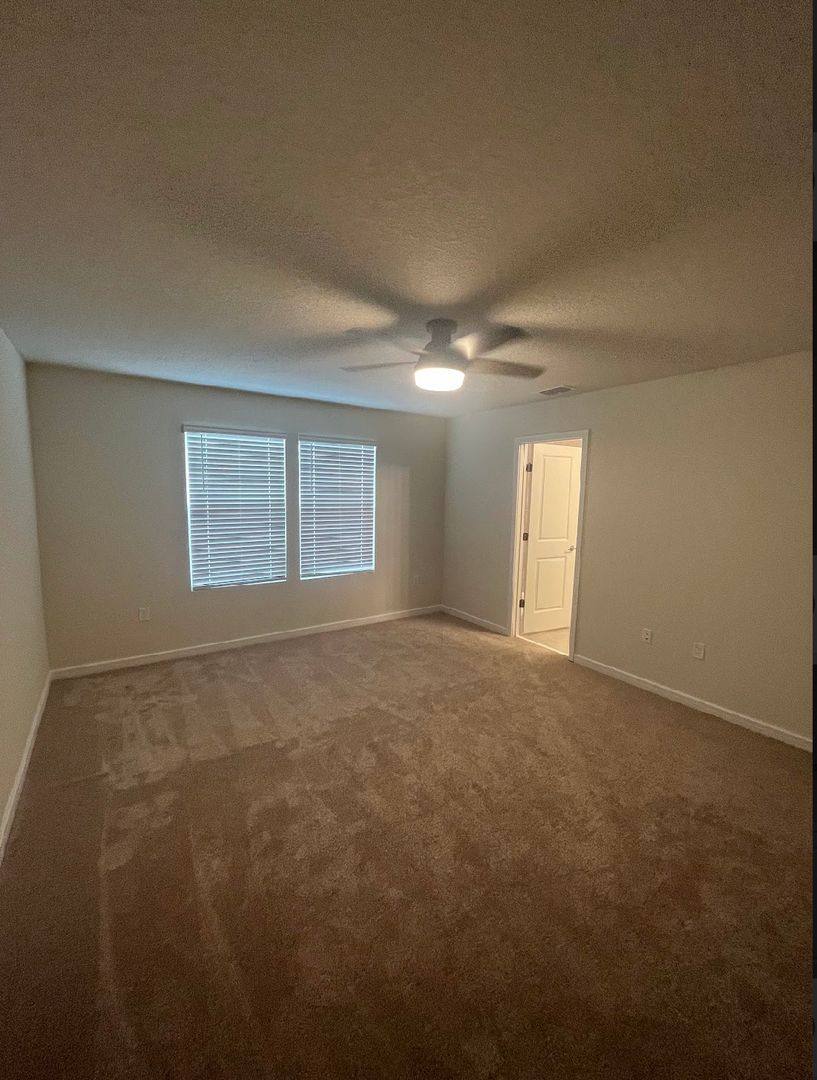 House for rent at 3074 Green Park Dr, Deland, FL 32724