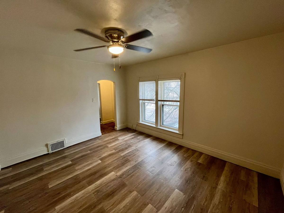 Apartment for rent at 701 Scott St, Wausau, WI 54403