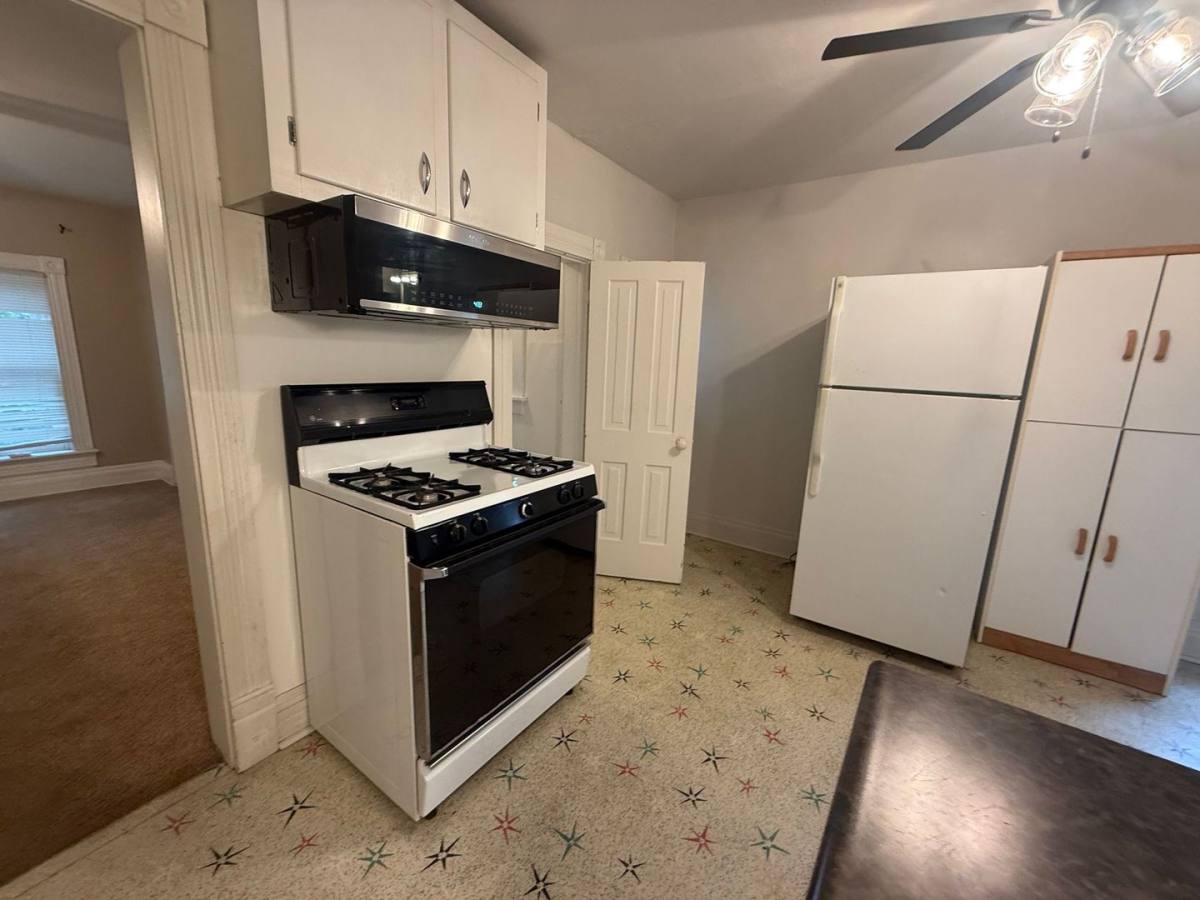 Apartment for rent at 701 Scott St, Wausau, WI 54403