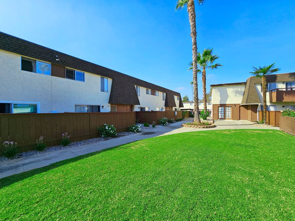 Apartment for rent at 1635 E Washington Ave, Escondido, CA 92027