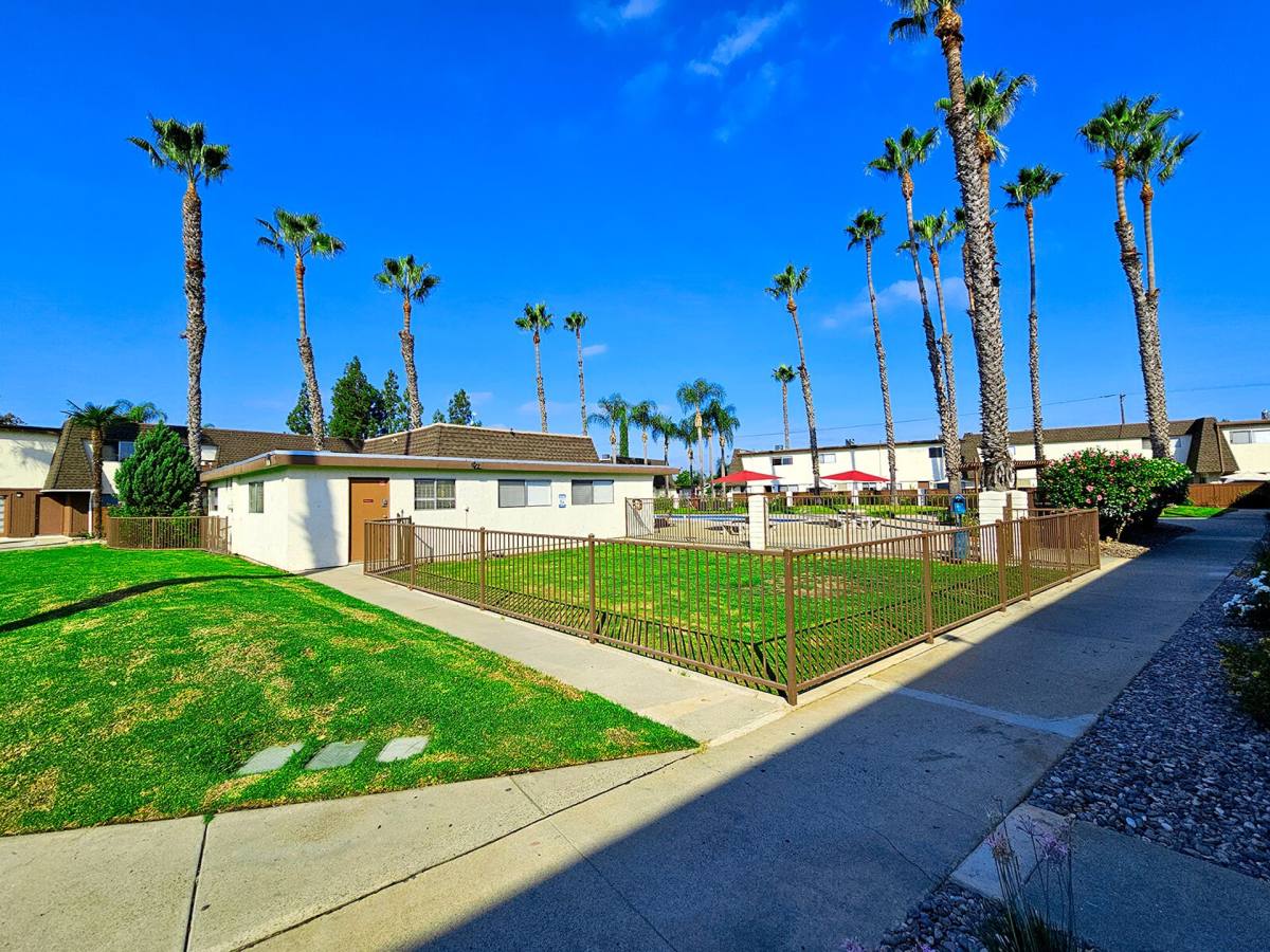 Apartment for rent at 1635 E Washington Ave, Escondido, CA 92027