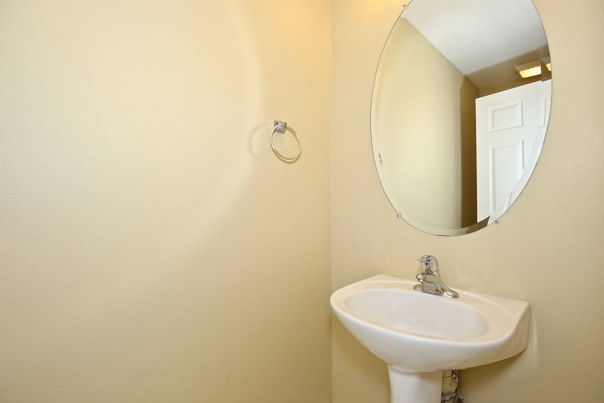 Townhouse for rent at 1459 Lake Baldwin Lane #B, Orlando, FL 32814