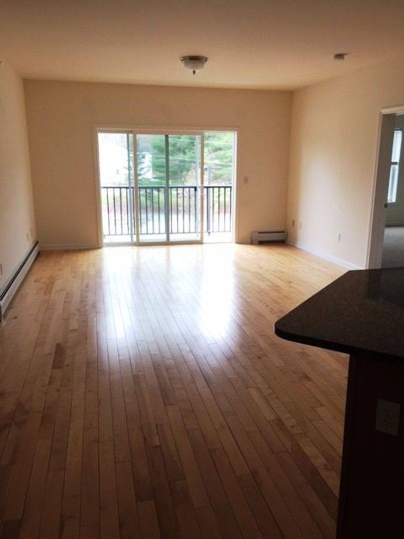 Apartment for rent at 150 152 Allen Rd, South Burlington, VT 05403