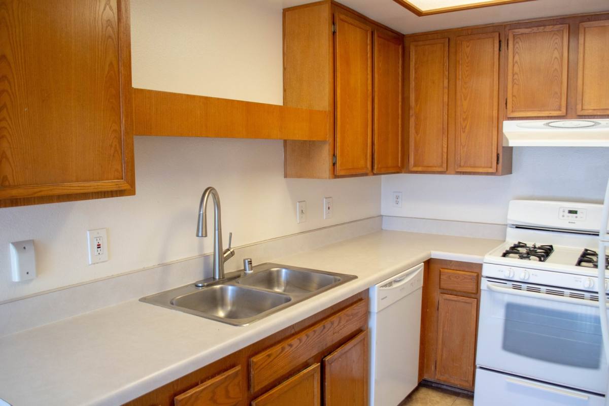Apartment for rent at 1703-1705 Hornblend St, San Diego, CA 92109