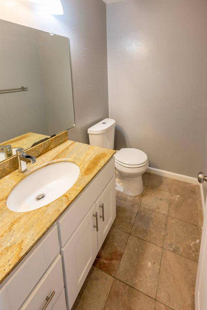Townhouse for rent at 996 Silverado Court, Hayward, CA 94541
