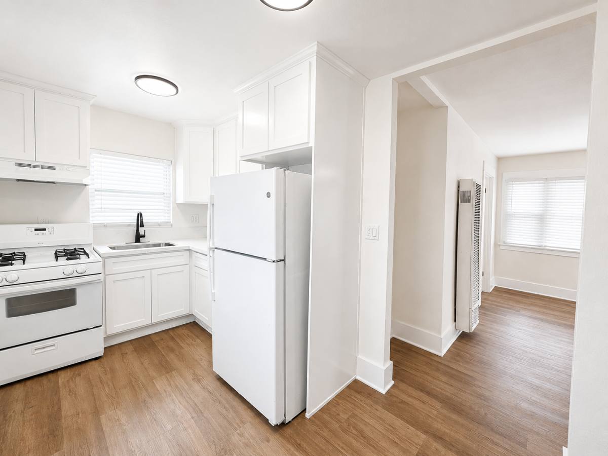 Apartment for rent at 1316-1326 Saint Louis Ave, Long Beach, CA 90804