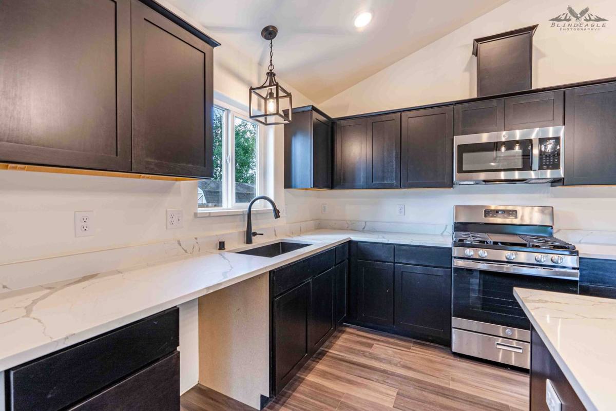 Townhouse for rent at 725 W Briar Dr, Wasilla, AK 99654