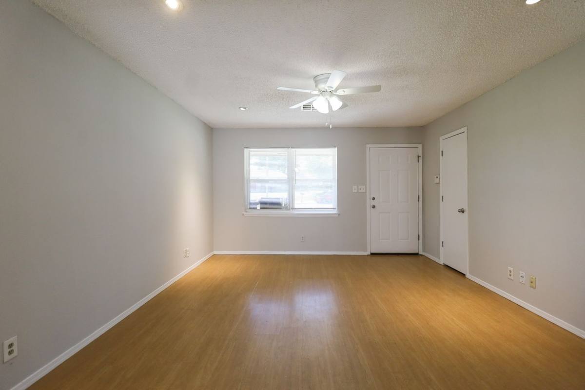 House for rent at 15080 S Xenophon Ave, Glenpool, OK 74033