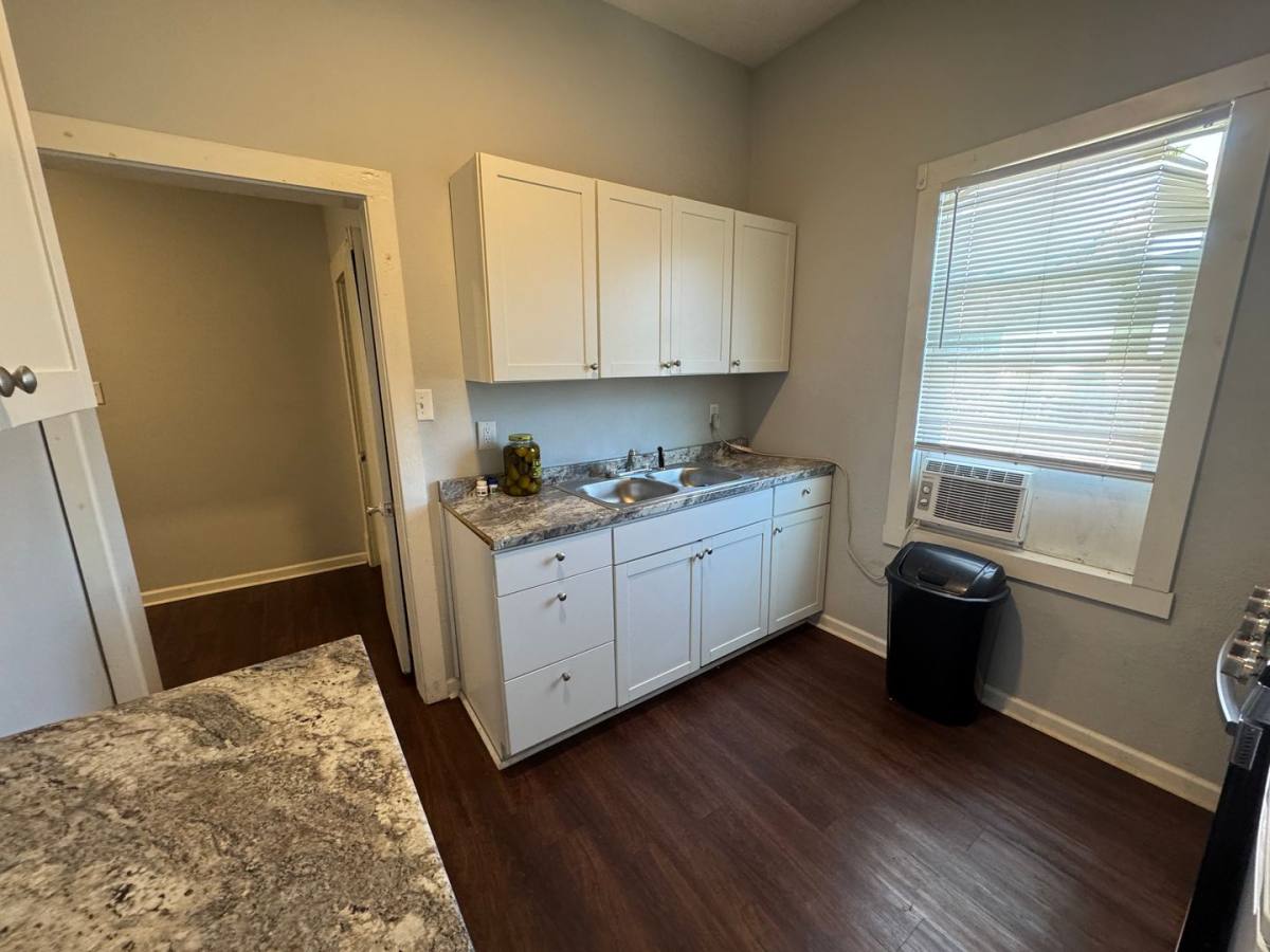 Apartment for rent at 403 Egan St, Shreveport, LA 71101