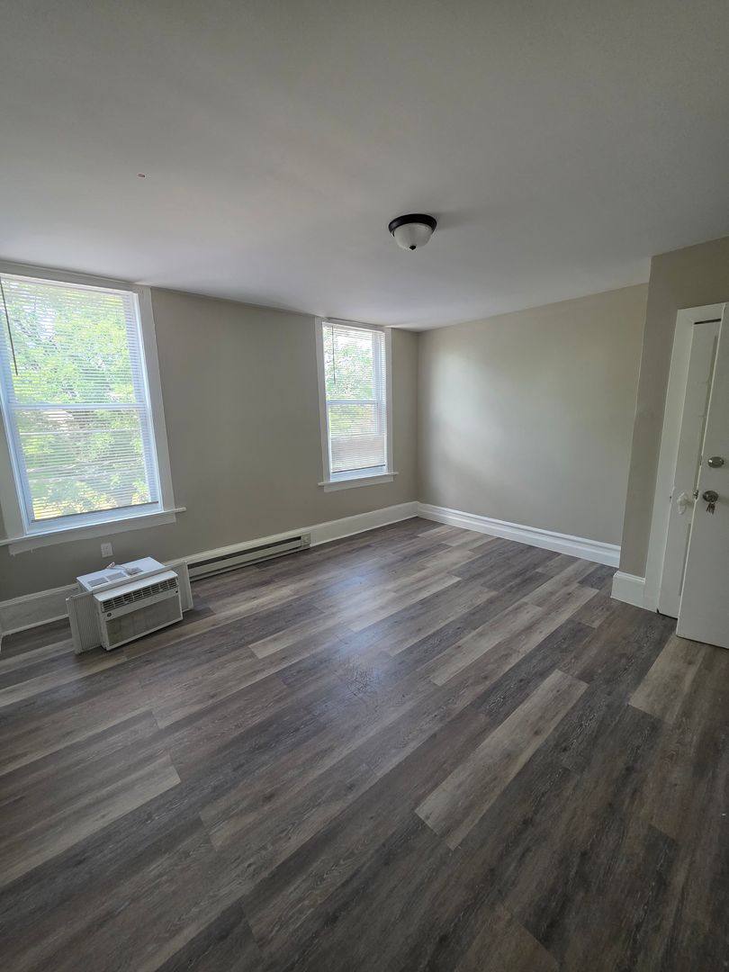 Apartment for rent at 1914 W Dauphin St, Philadelphia, PA 19132