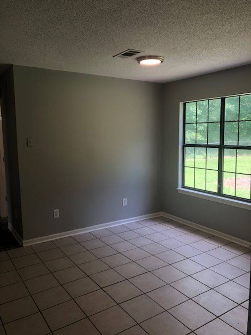 House for rent at 511 Grant, Blue Springs, MS 38828