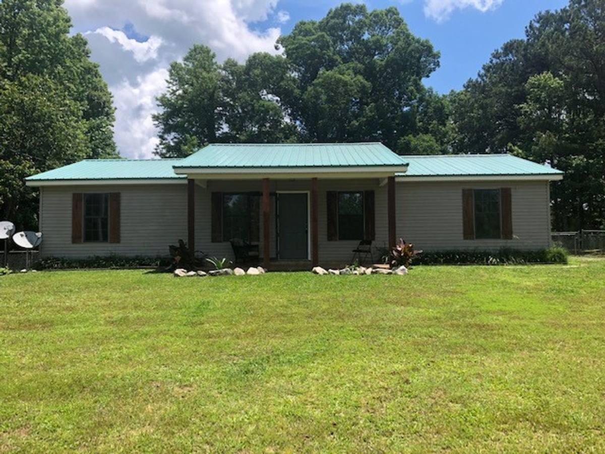 House for rent at 511 Grant, Blue Springs, MS 38828