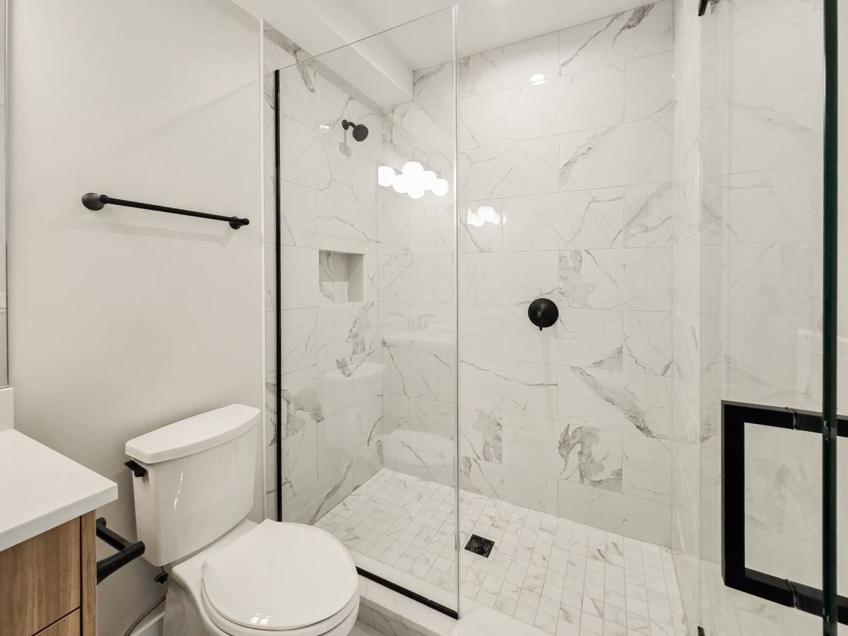 Apartment for rent at 2237 N Bissell St, Chicago, IL 60614