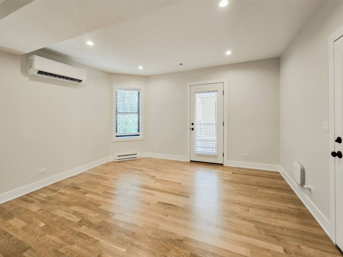 Apartment for rent at 2237 N Bissell St, Chicago, IL 60614