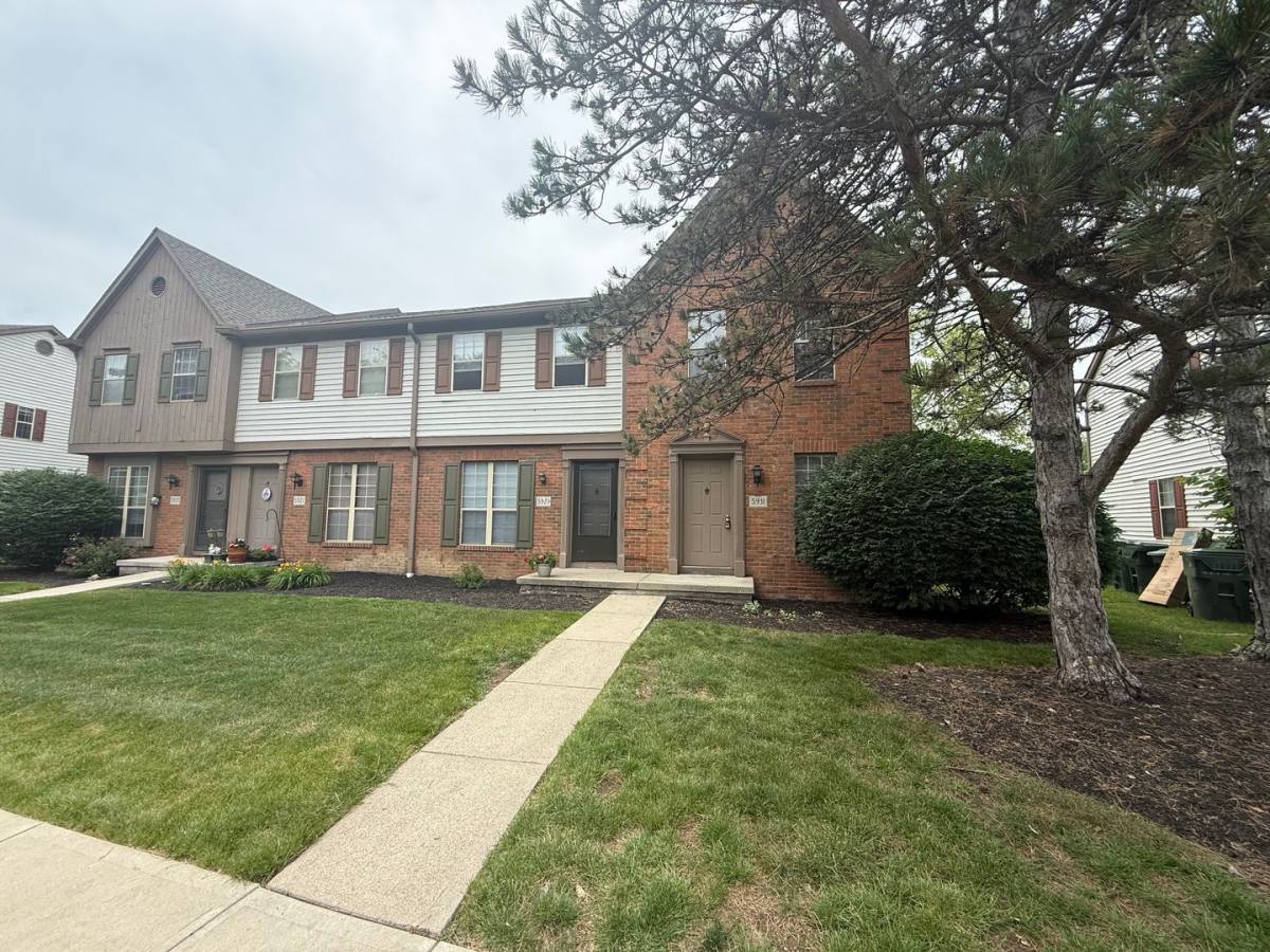 Townhouse for rent at 5931 Shadow Lake Circle, Columbus, OH 43235