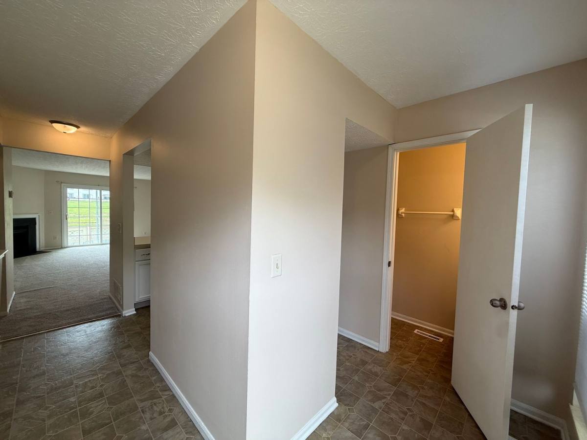 Townhouse for rent at 5931 Shadow Lake Circle, Columbus, OH 43235
