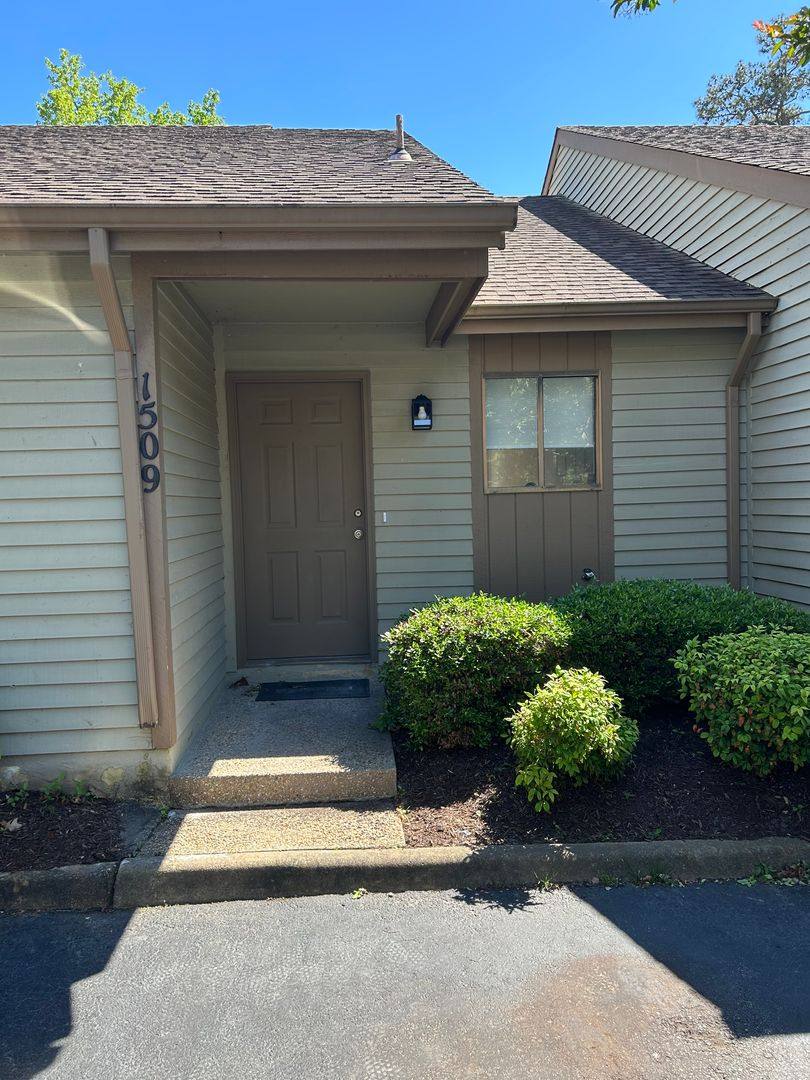 Condo for rent at 1509 Colonnade Dr, Virginia Beach, VA 23451