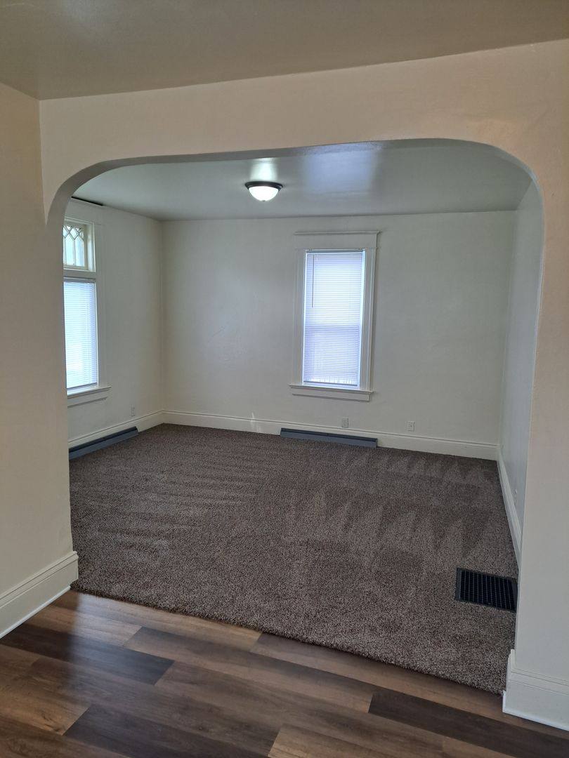 House for rent at 1133 Edgewater Ave, Fort Wayne, IN 46805