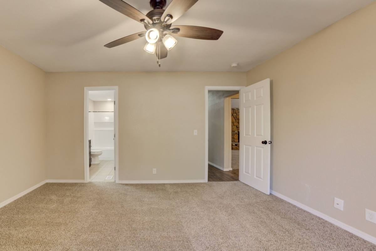 Apartment for rent at 8039 - 8041 S, Tulsa, OK 74133