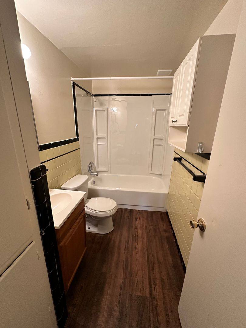 Apartment for rent at 5200 Earl Dr, Harrisburg, PA 17112