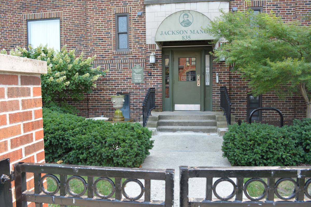 Apartment for rent at 835 W Wayne St, Fort Wayne, IN 46802