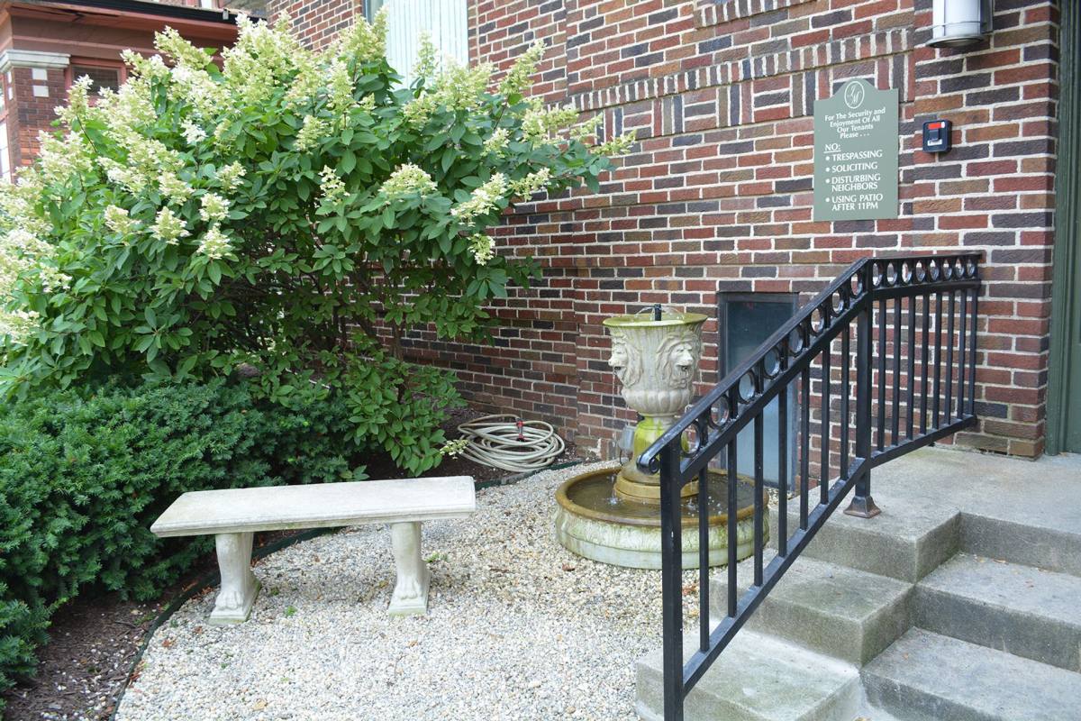 Apartment for rent at 835 W Wayne St, Fort Wayne, IN 46802