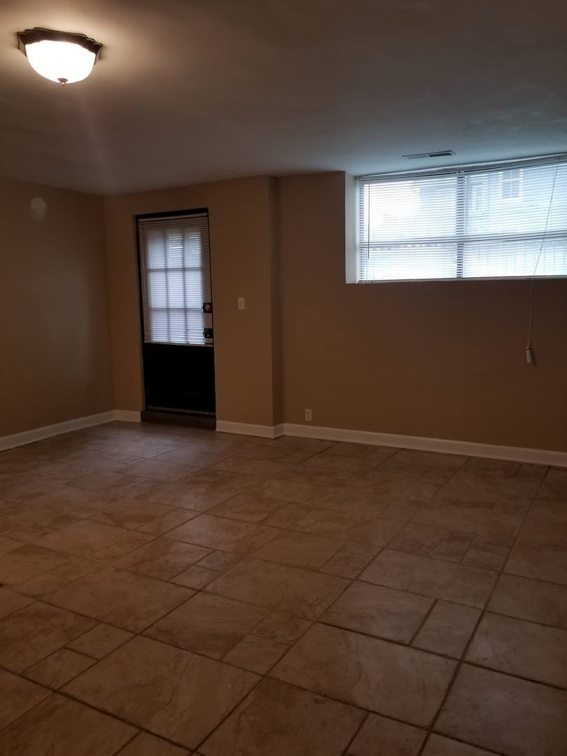 Apartment for rent at 835 W Wayne St, Fort Wayne, IN 46802
