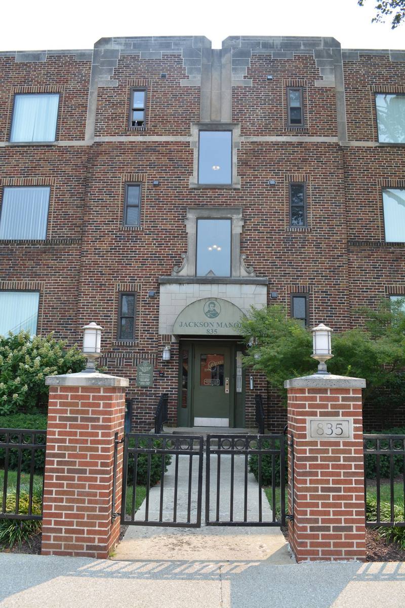 Apartment for rent at 835 W Wayne St, Fort Wayne, IN 46802