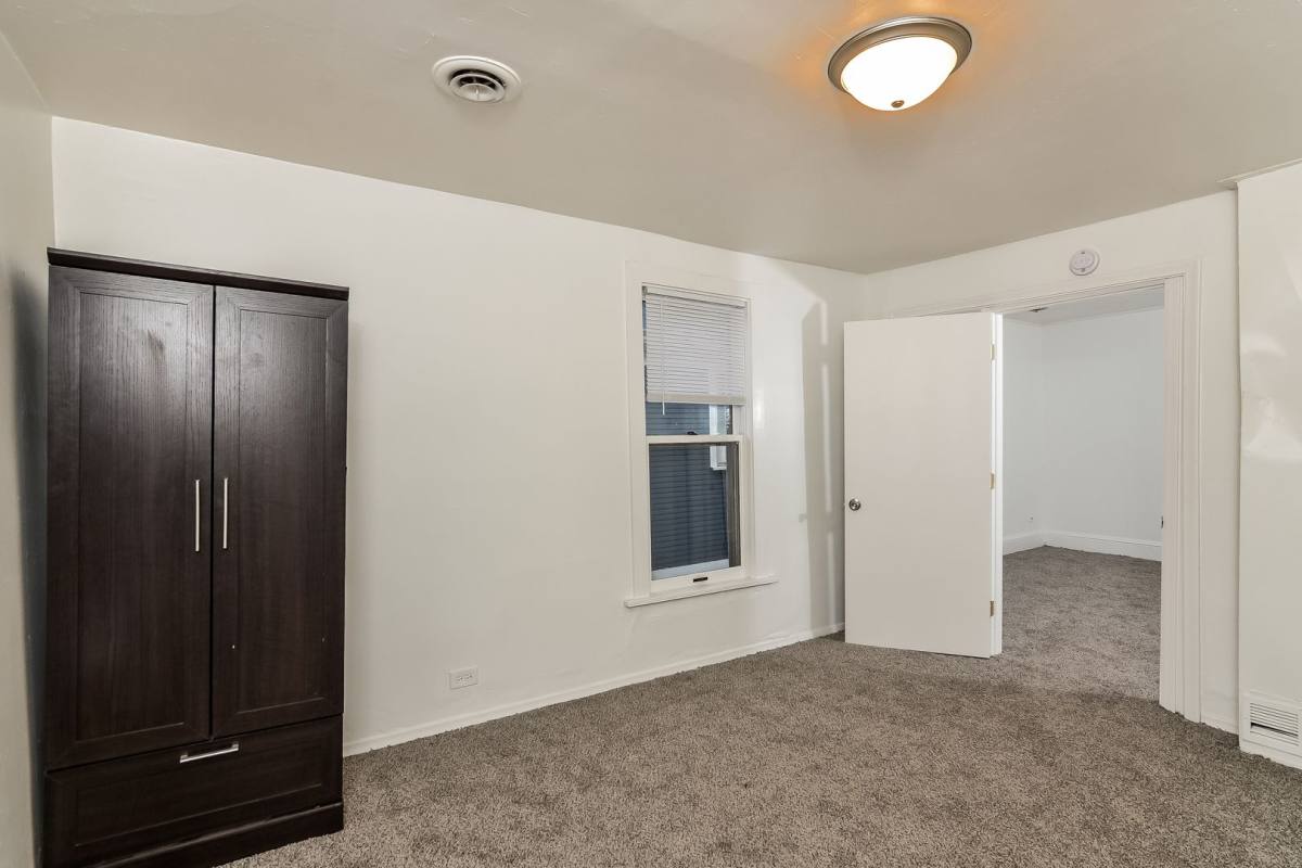 Apartment for rent at 718 24th Ave NE, Minneapolis, MN 55418