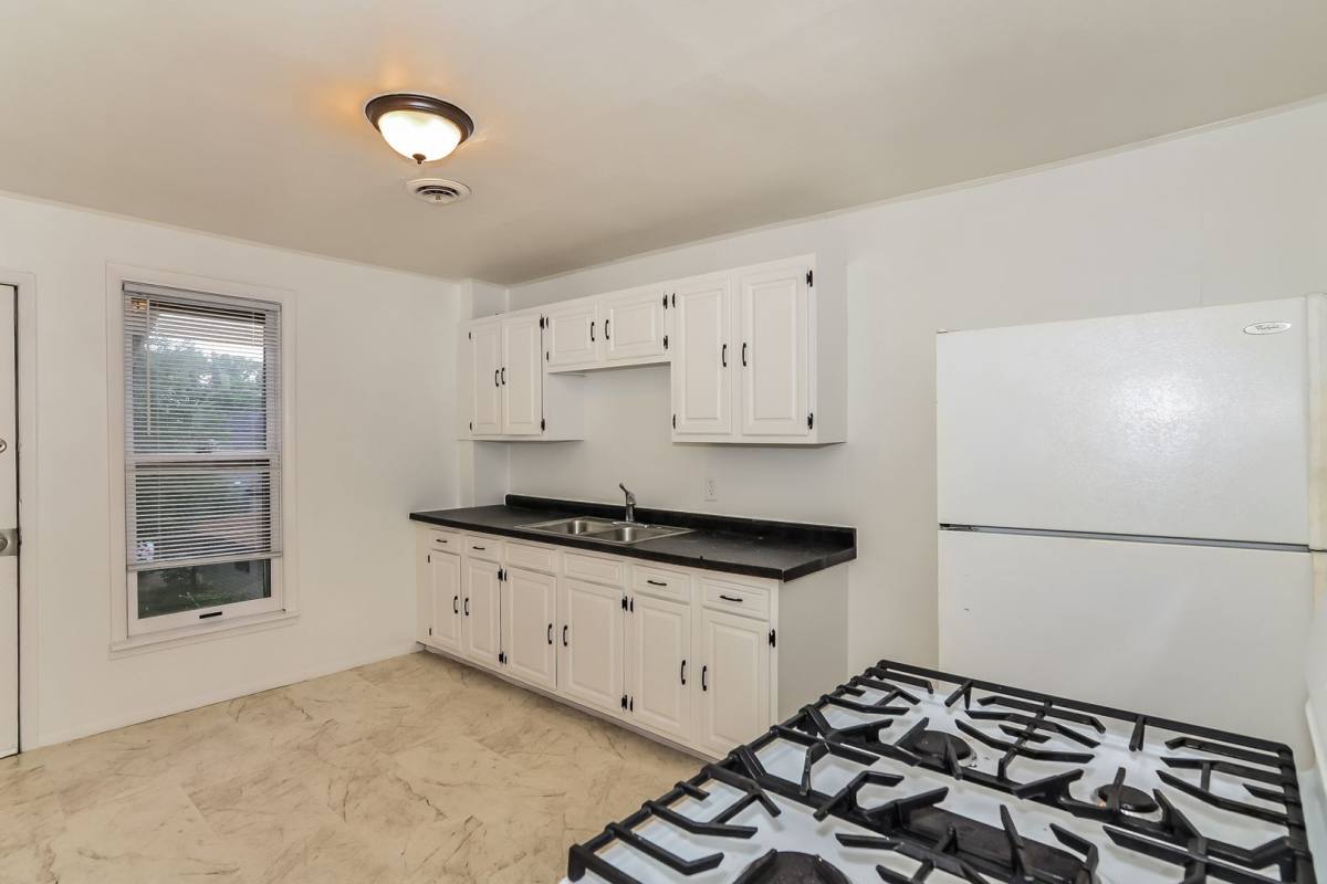Apartment for rent at 718 24th Ave NE, Minneapolis, MN 55418