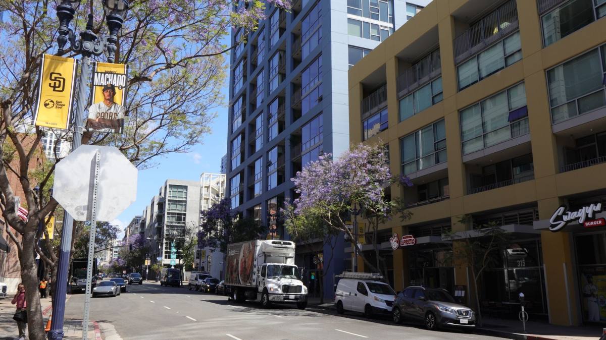 Condo for rent at 321 10th Ave, San Diego, CA 92101