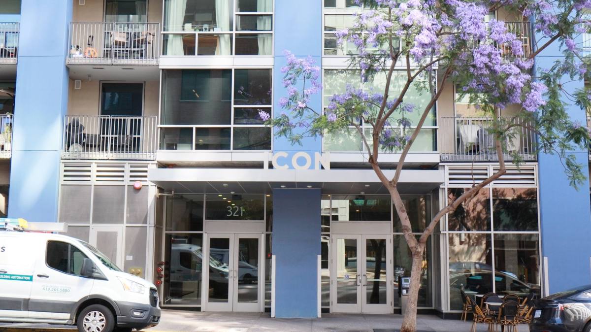 Condo for rent at 321 10th Ave, San Diego, CA 92101