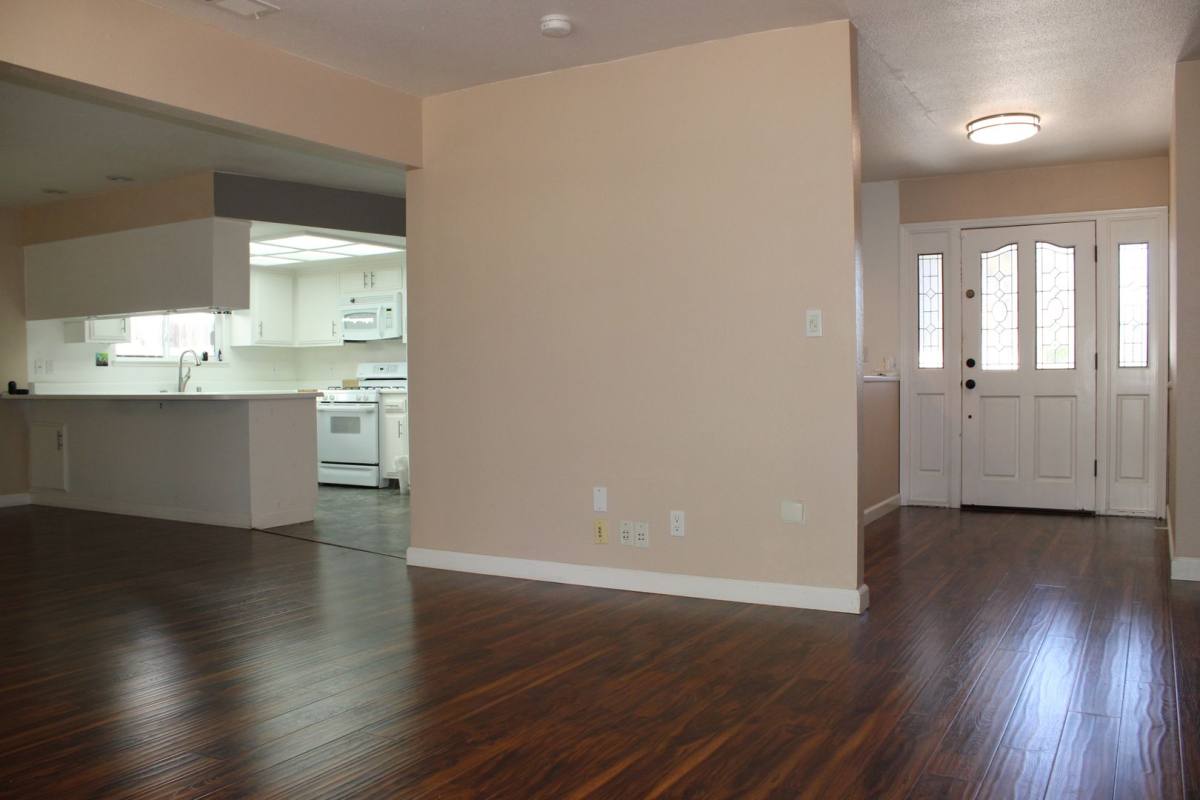 House for rent at 1513 Dana Way, Roseville, CA 95661